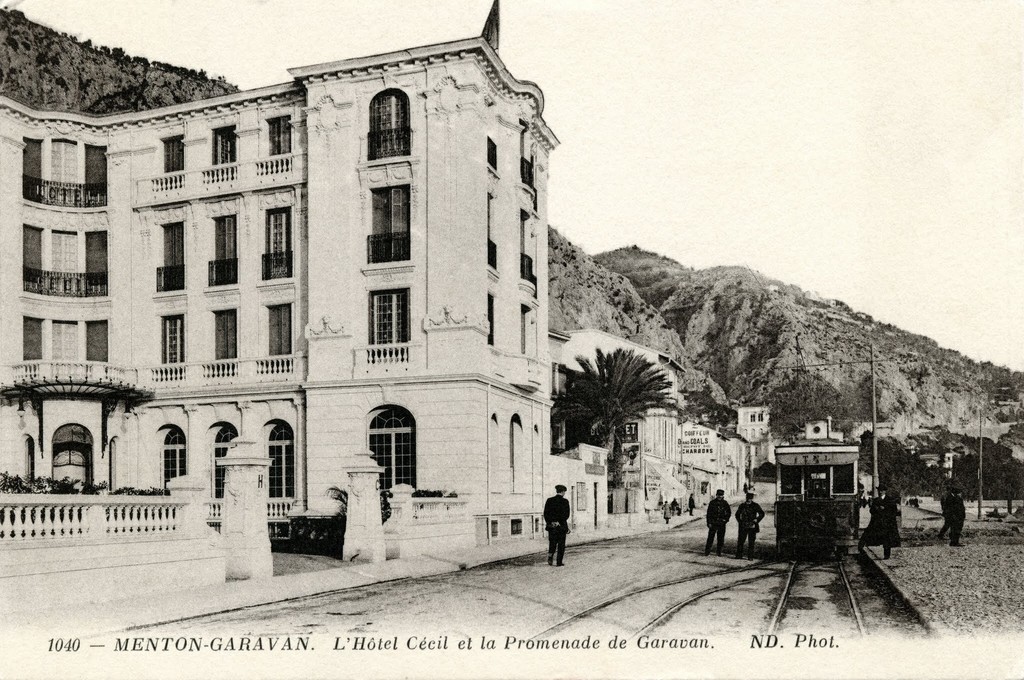Menton-Garavan. L'Hôtel Cécil et la Promenade de Garavan
