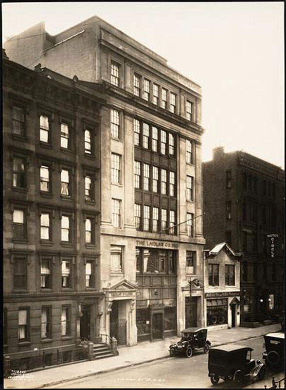 West 60 St. N.Y.C. [The Laidlaw Co. building.]