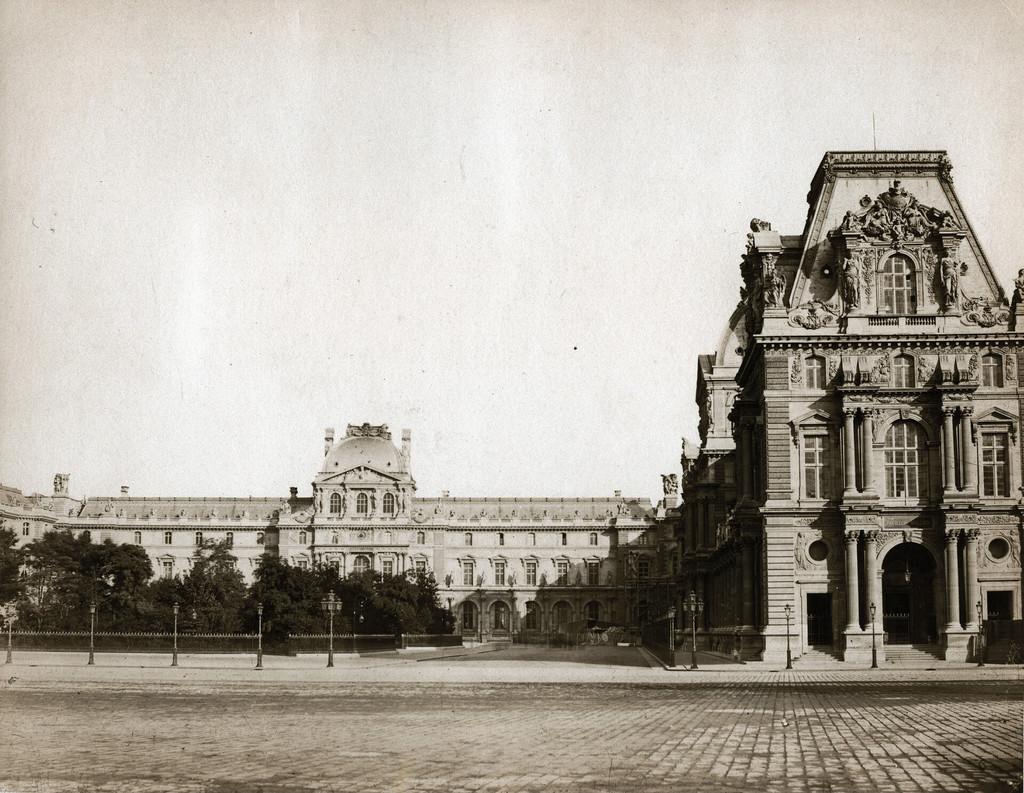 Louvre: Entrance, Pavillon Mollien