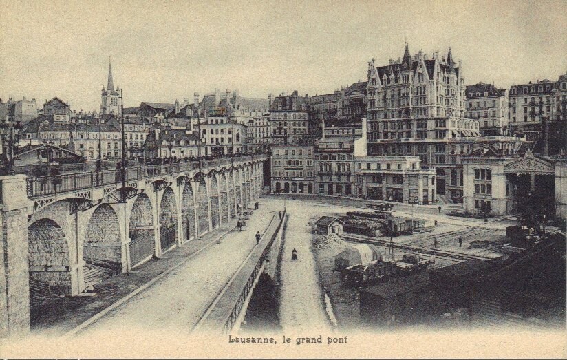 Le Grand-Pont, la place et la gare du Flon