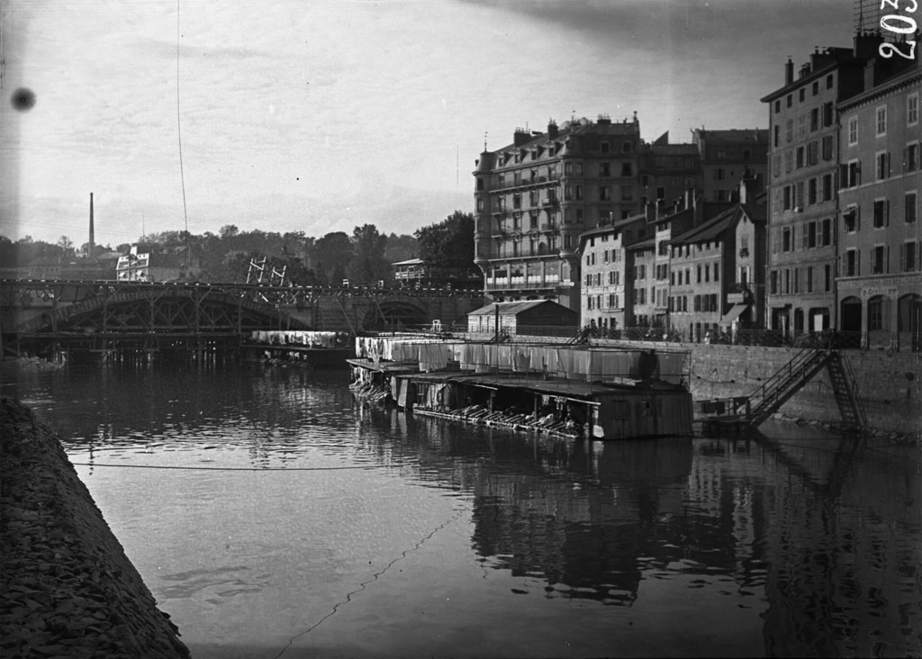 Ancien quai du Seujet: bateaux lavoirs