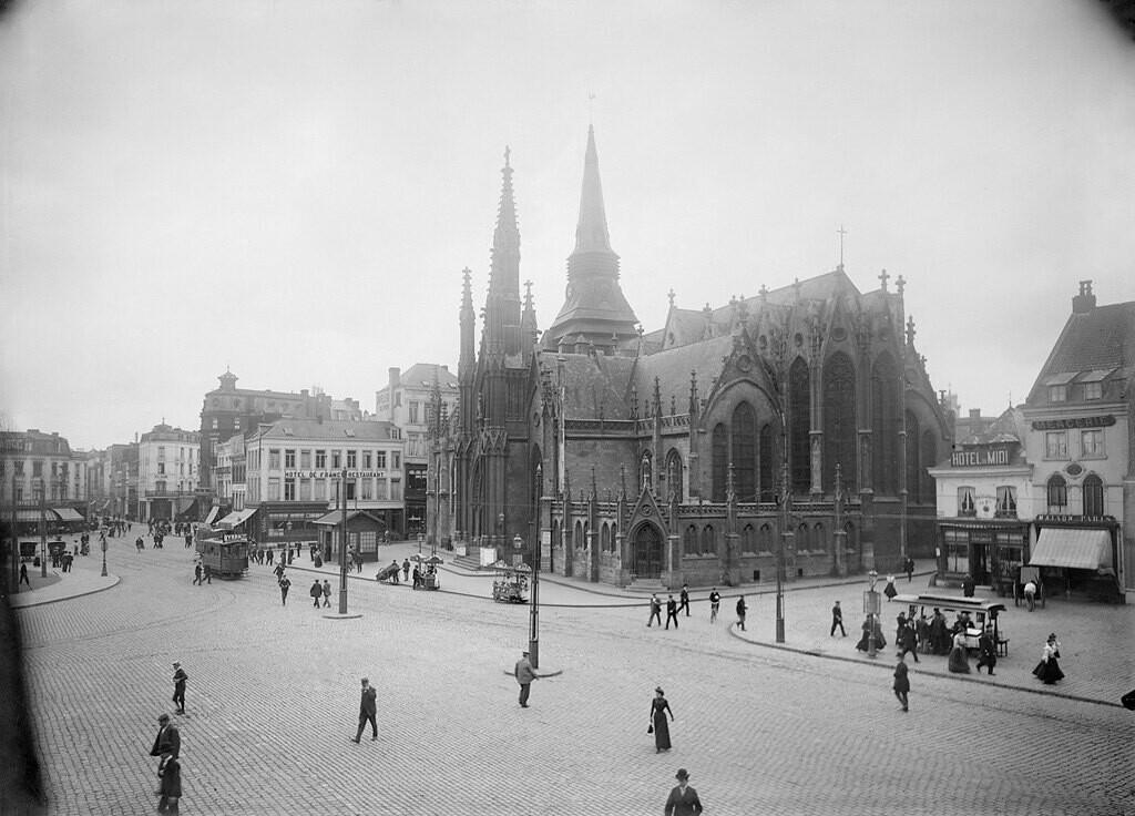L'église Saint-Martin, sur la Grand-Place