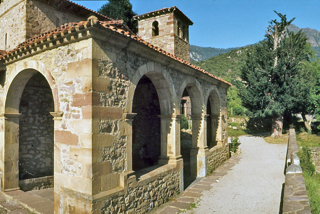 Iglesia de Santa María de Lebeña