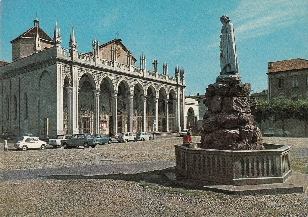 Biella, Piazza Duomo