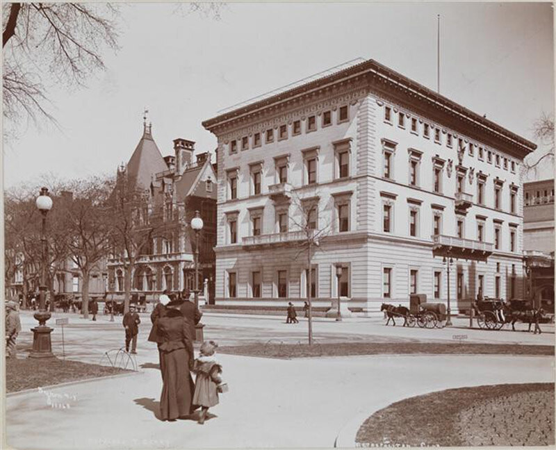 Street Scene, 1900, Fifth Avenue 60th to 61st Sts.