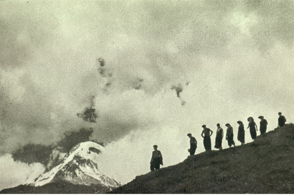სამხედრო ქართული გზა, წარმოშობა ციმინდა-საამბასა და კაზბეკის მთის მონასტრიდან