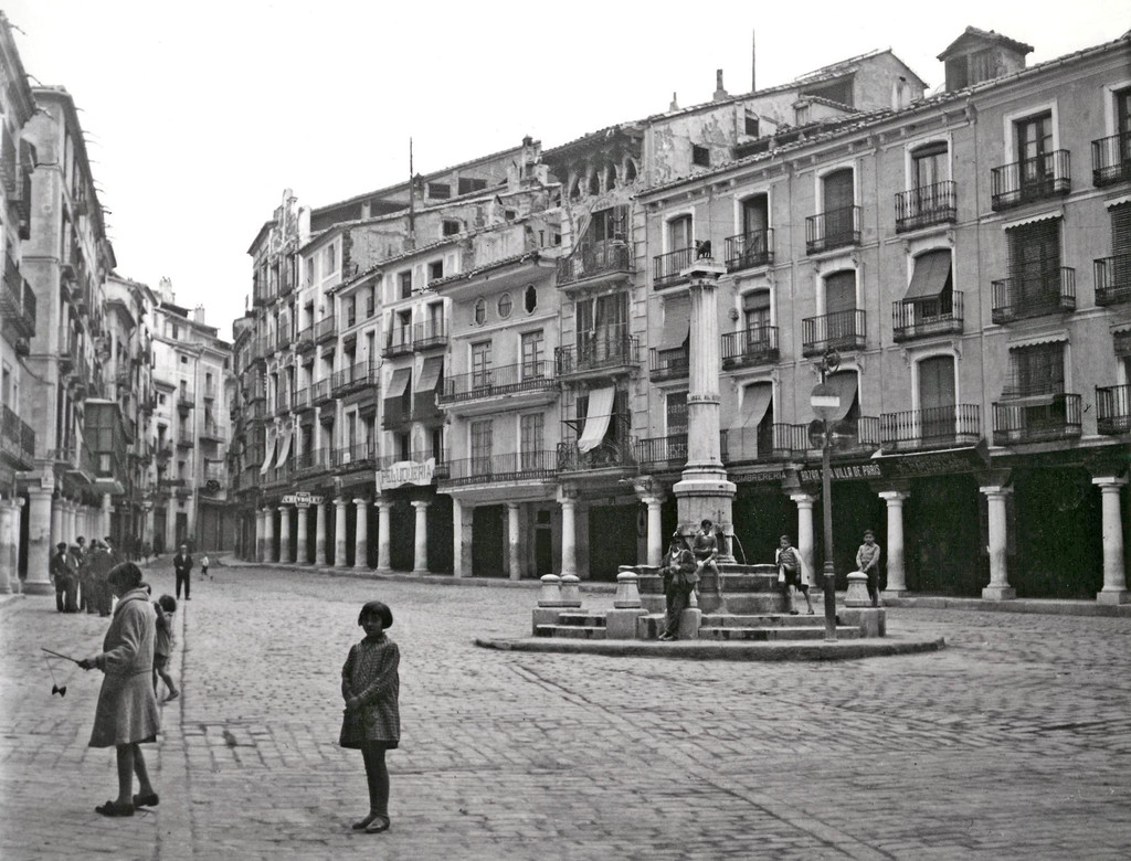 Teruel, Plaza del Torico