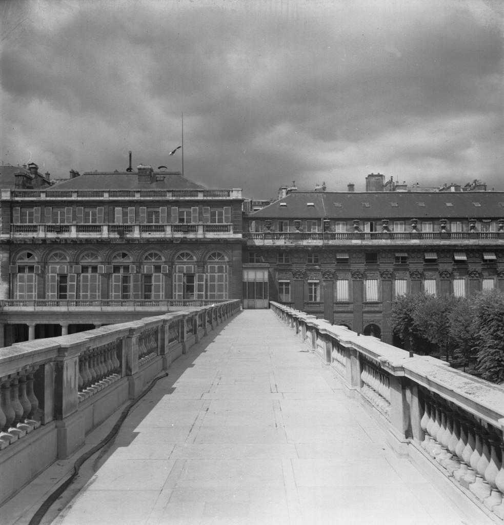 Palais Royal. La colonnade