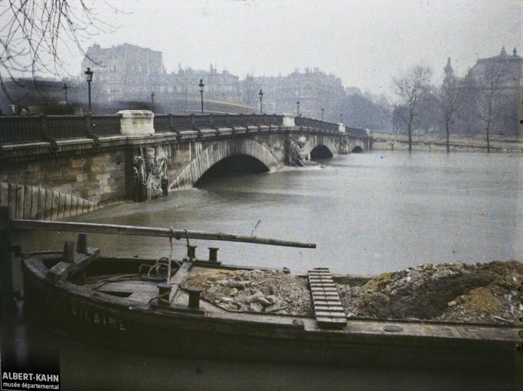Pont des Invalides (Great Flood)