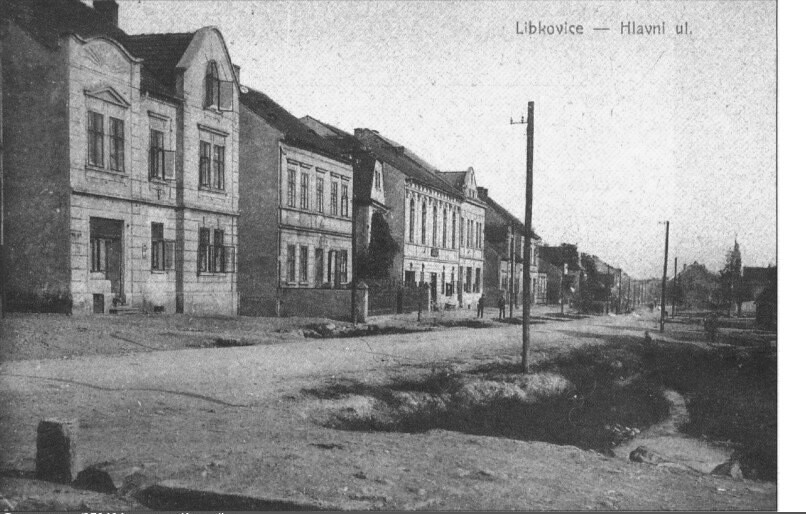 Libkovice. Hlavní ulice v severní části