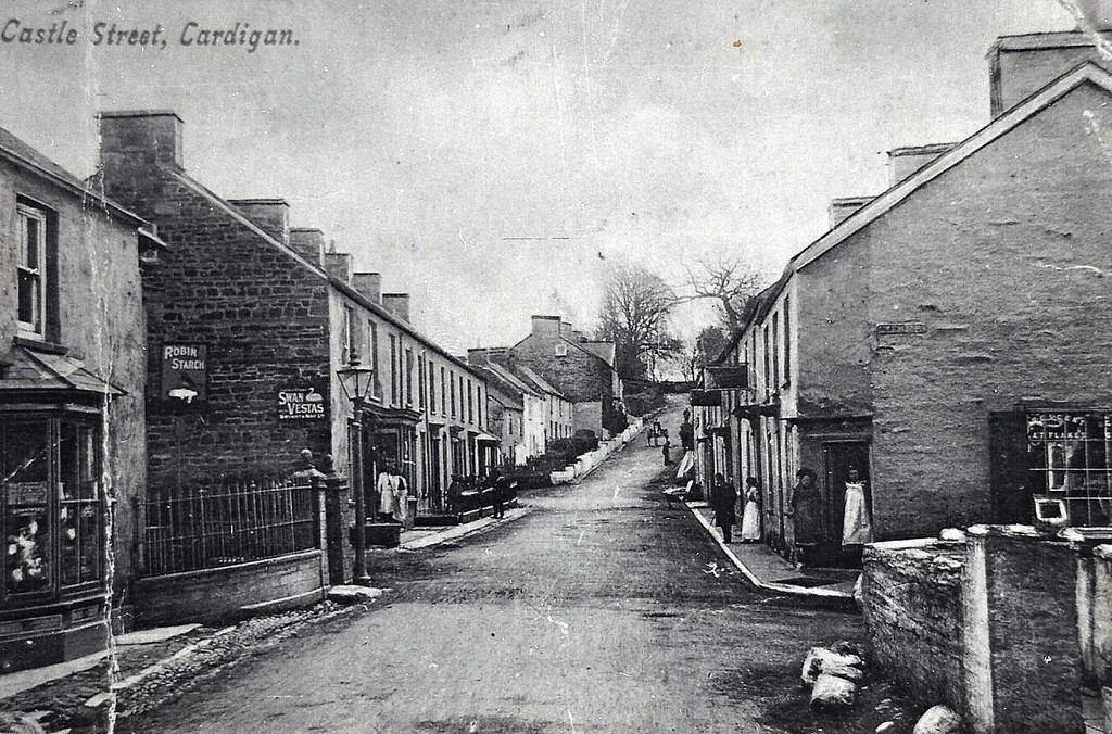 Castle Street at the start of the 20th century