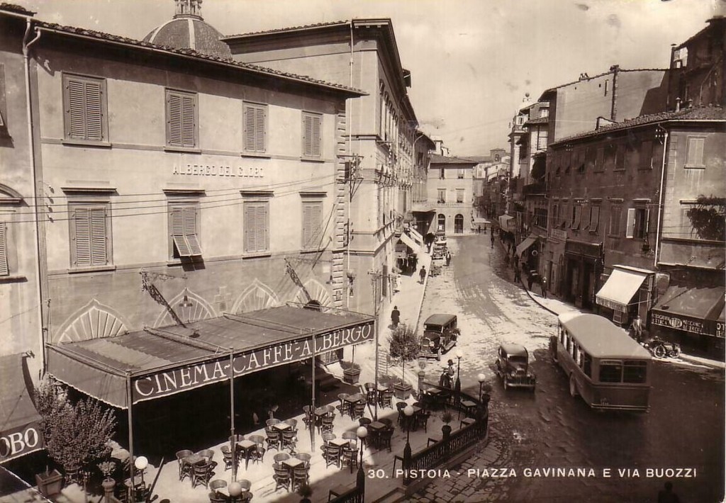 Pistoia, Piazza Gavinana e Via Buozzi