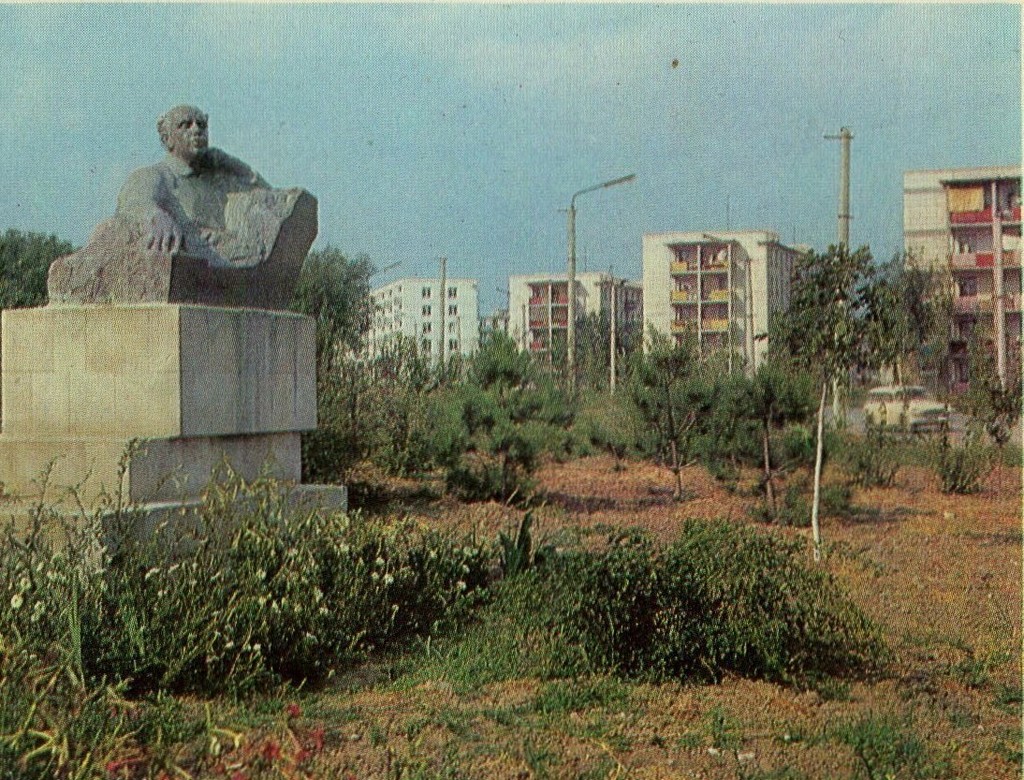 Monument al compozitorului moldei Stefan Nyag