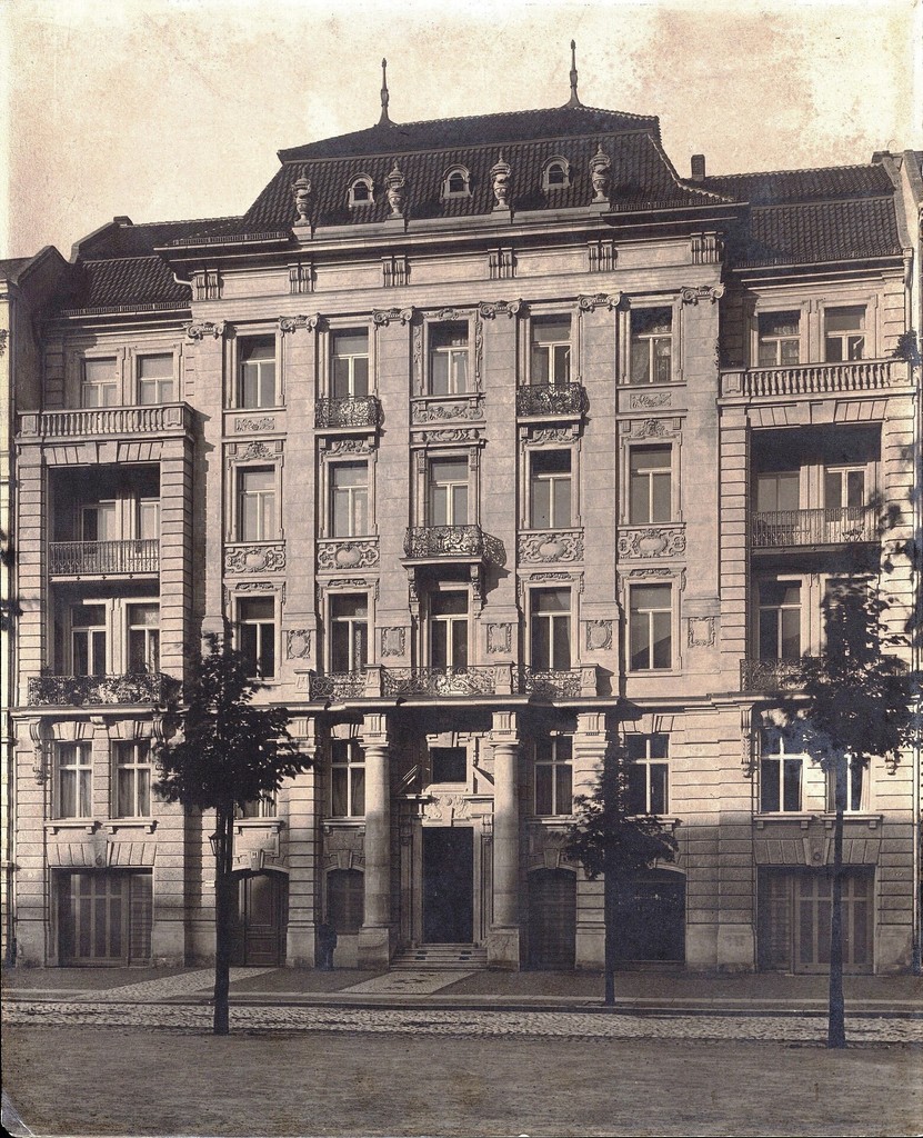 Etagenwohnhaus (Tauentzienstraße 14)