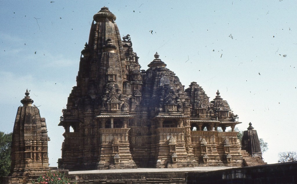 Khajuraho. Visvanatha temple