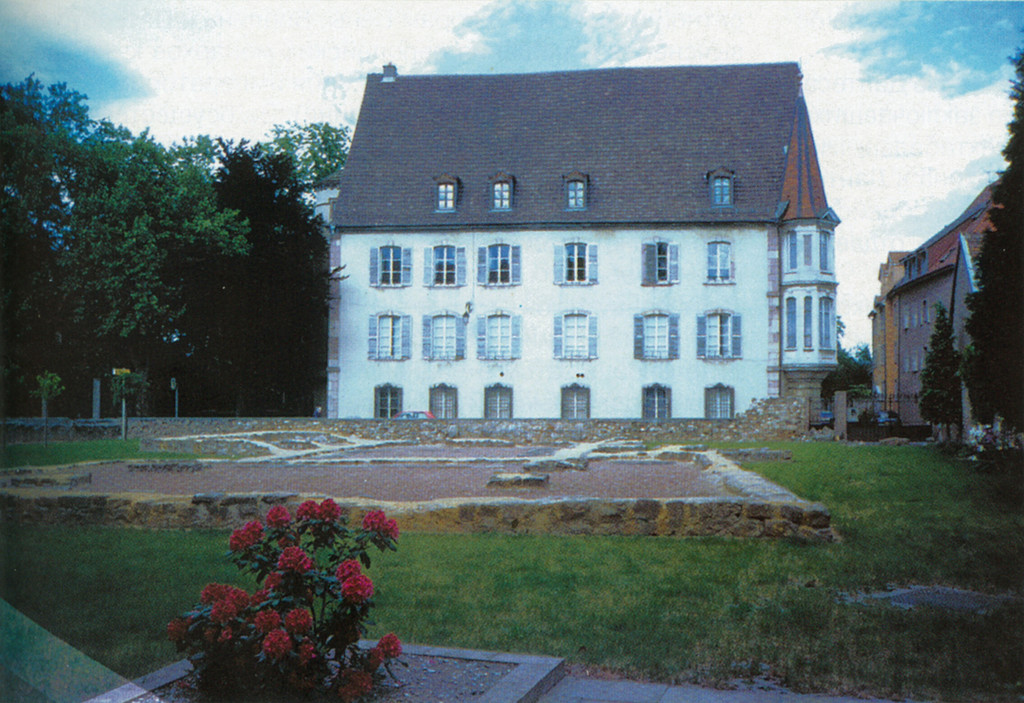 Soultz-Haut-Rhin. Château Heeckeren d'Anthès