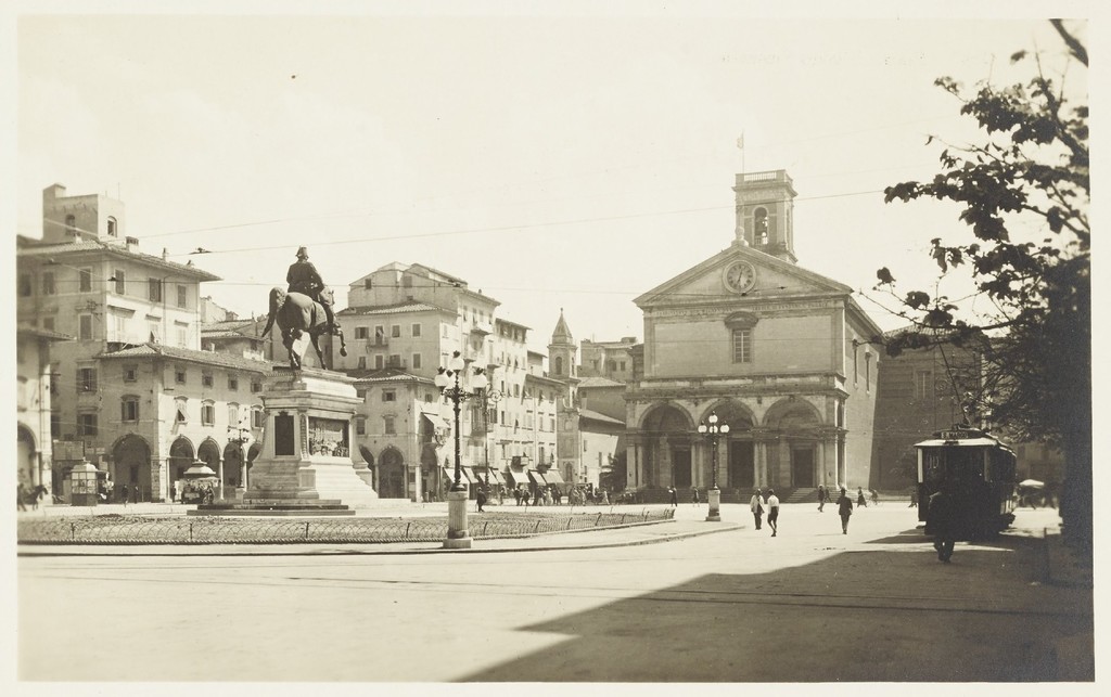 Livorno, Piazza Vittorio Emanuele