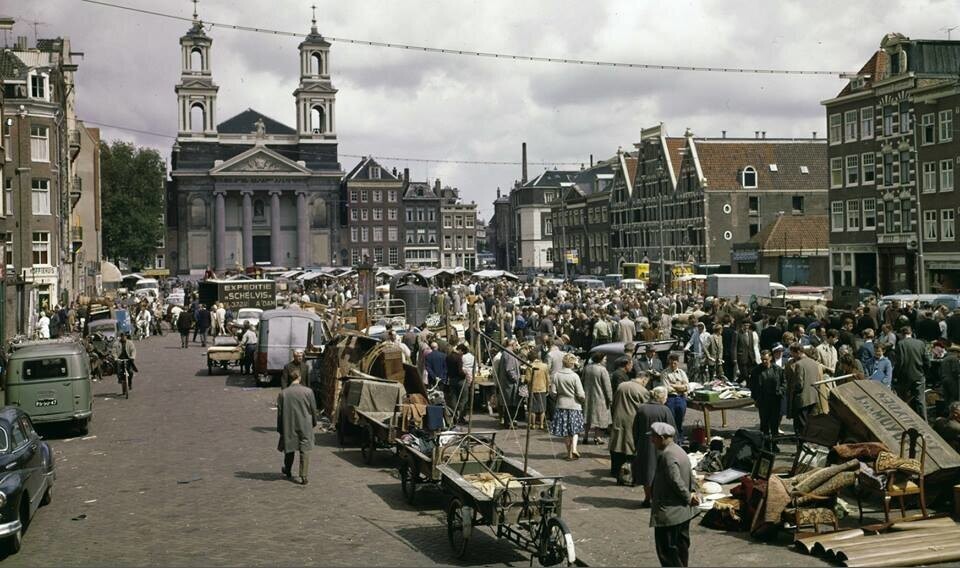 De Marktplaats van 1961, Waterlooplein