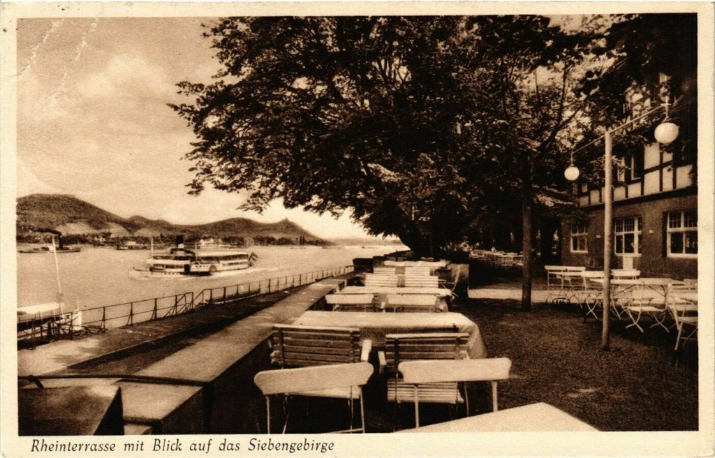 Hotel Schaumburger. Rheinterrasse mit Blick auf das Siebengebirge