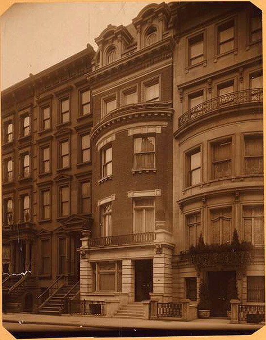 24-30 East 54th Street, west of, adjoining, and at the S .W. corner of Madison Ave. About 1912.