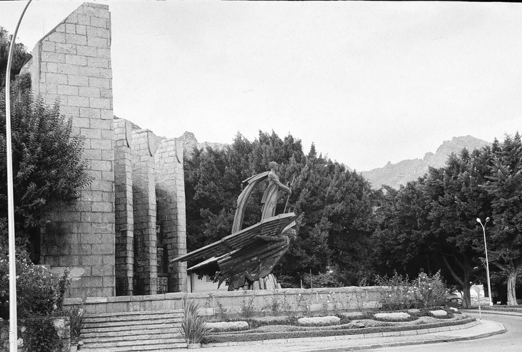 Monumento a Franco