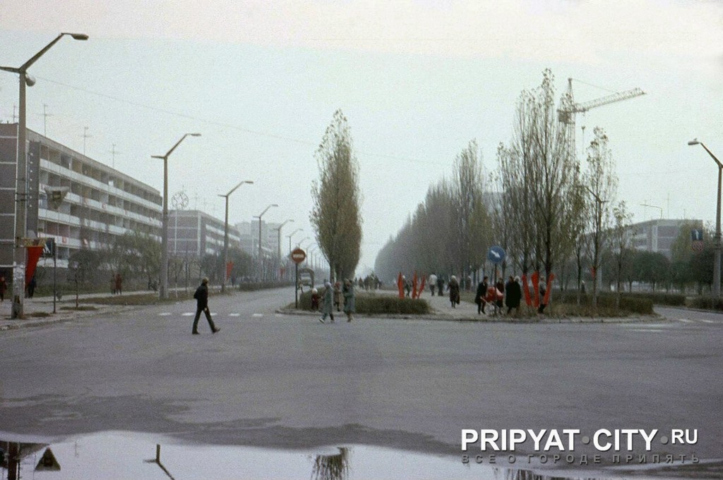 Вид на проспект Леніна з центральної площі Прип'яті