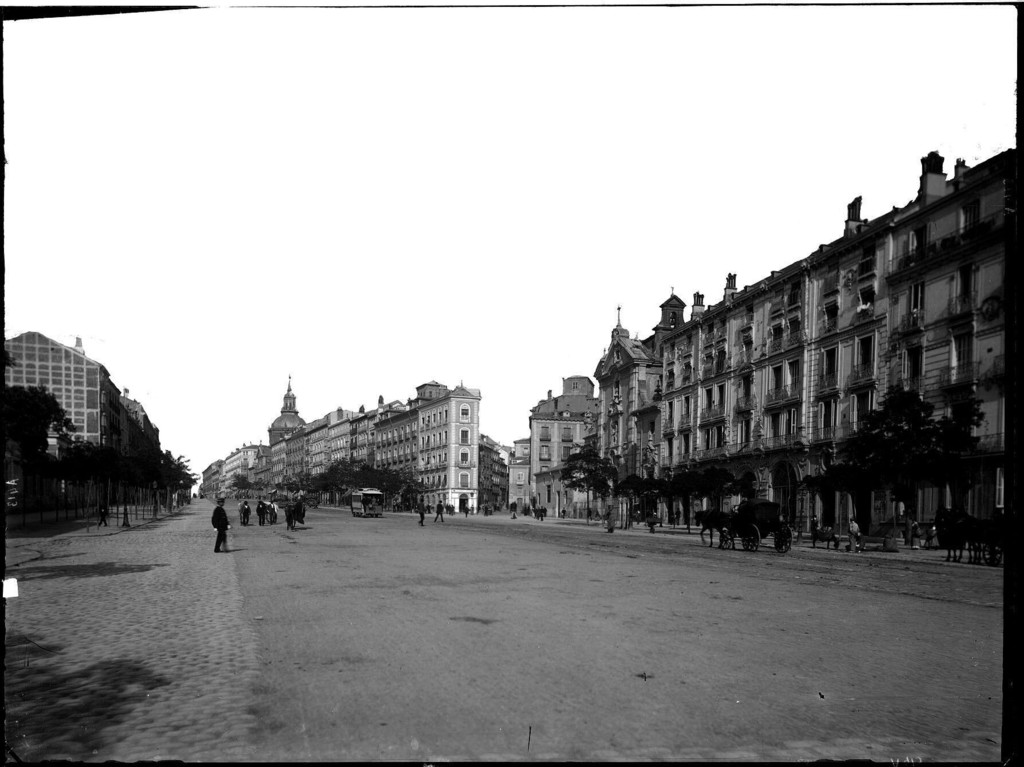 Calle de Alcalá antes de que se construyese la Gran Vía