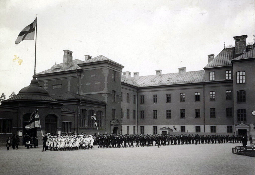 Militärövningar för skolbarn - Kungsholmens folkskola