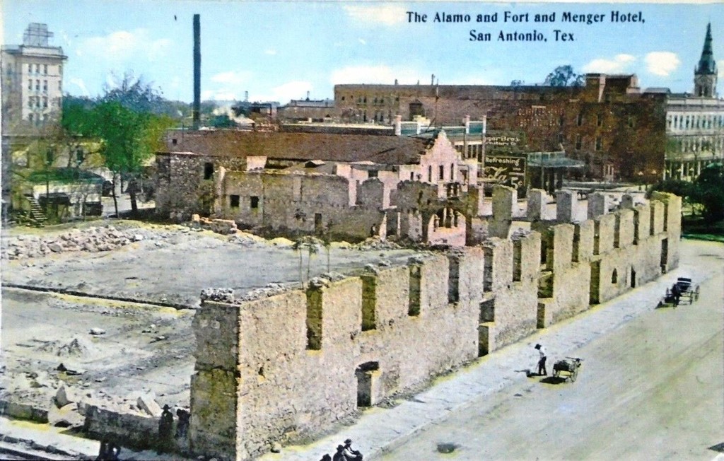 Alamo, Fort and Menger Hotel