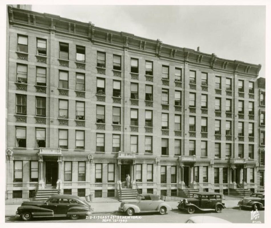 213-219 East 69th Street - Third Avenue Sept 1947