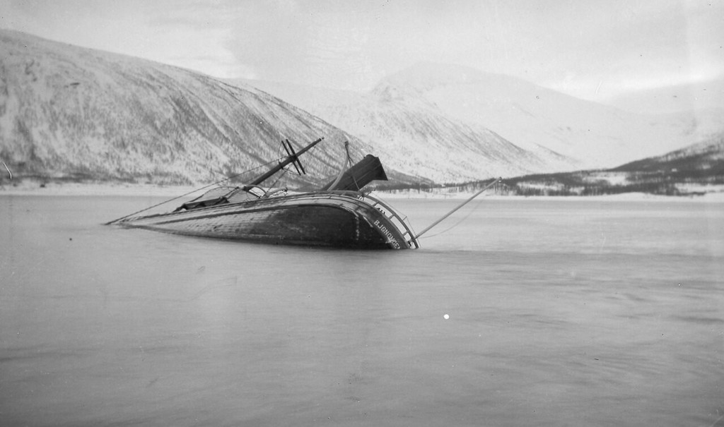 «Bjønongen» på grunn ved Tromsø skipsverft