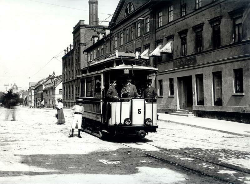 Probefahrt der Straßenbahn in der Kaiserin-Augusta-Straße am 30. Juni 1899