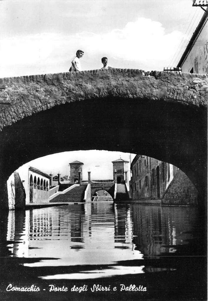 Comacchio, Ponte degli Sbirri e Pallotta