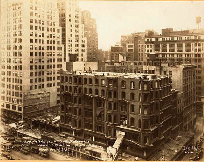 Demolishing Hotel Bristol, Fifth Avenue at N.W. corner of 42nd Street. December 16, 1929
