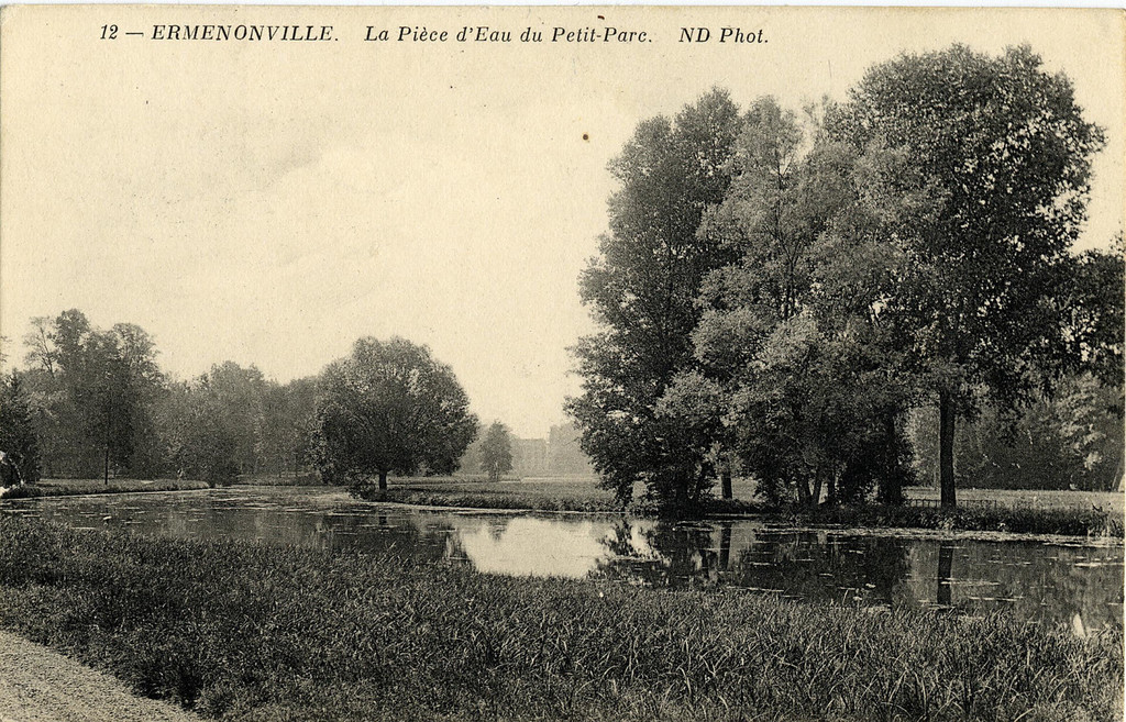 Oise, Ermenonville: pièce d'eau du Petit-Parc