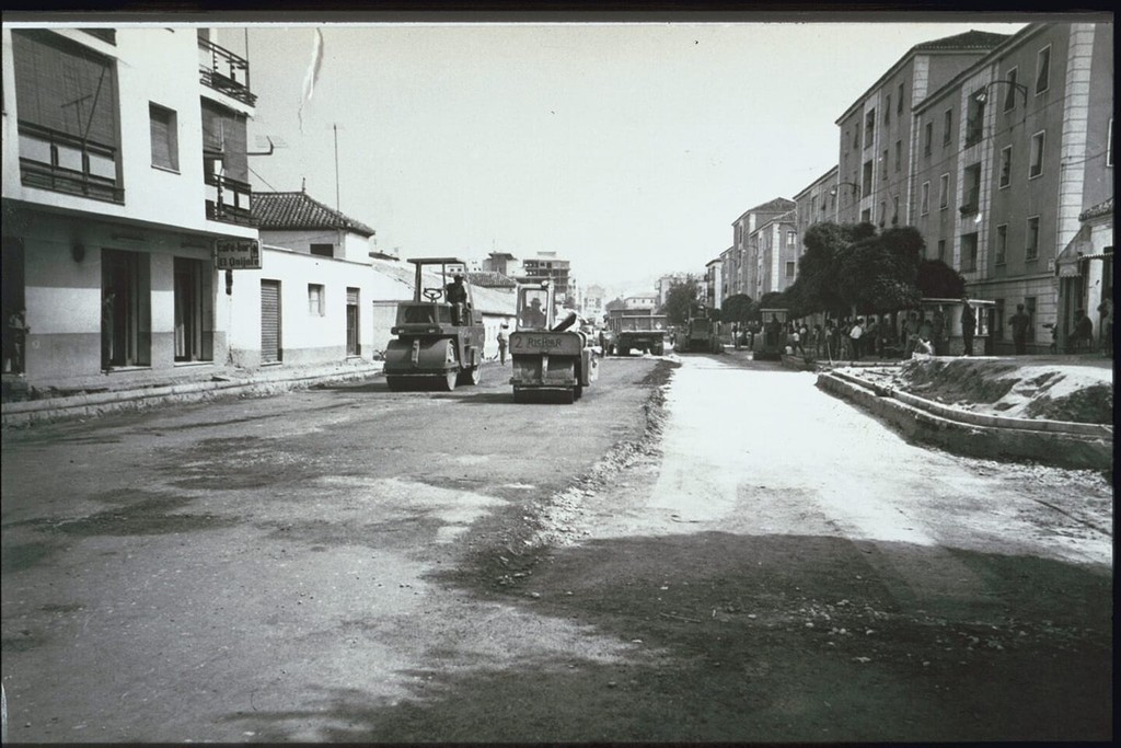 Pavimentación de las calles del Zaidín
