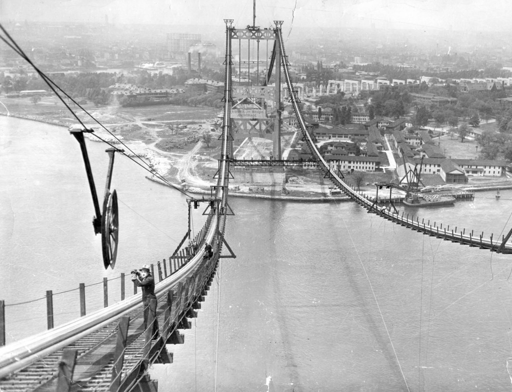 Construction of the Triborough Suspension Bridge between Manhattan, the Bronx, and Queens