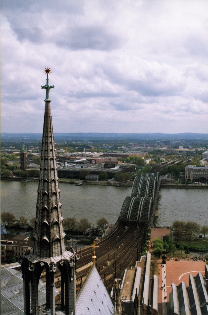 Blick vom Glockenturm des Kölner Doms