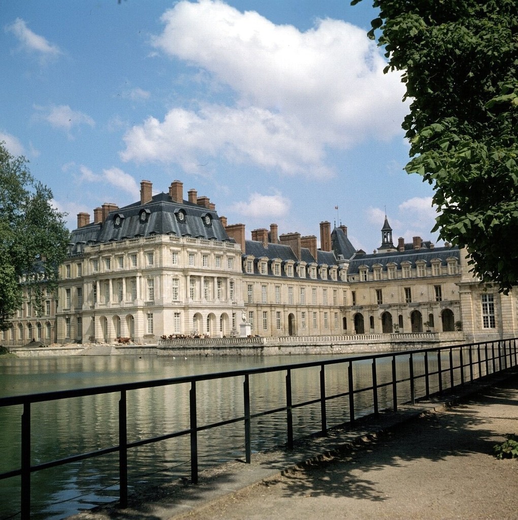 Château de Fontainebleau - Cour de la Fontaine