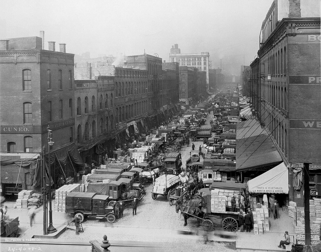 South Water Street market west of North State Street