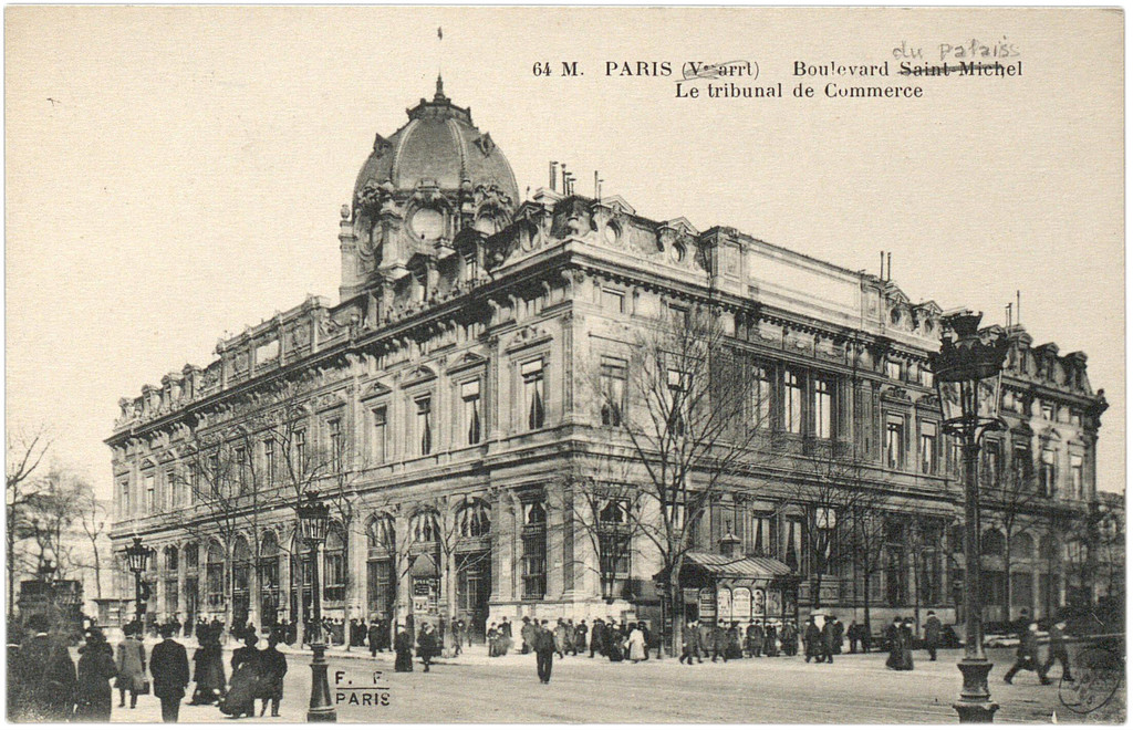 Boulevard du Palais. Le tribunal de Commerce