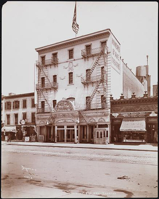 Miner's 8th Avenue Theatre, Between 25th & 26th Streets