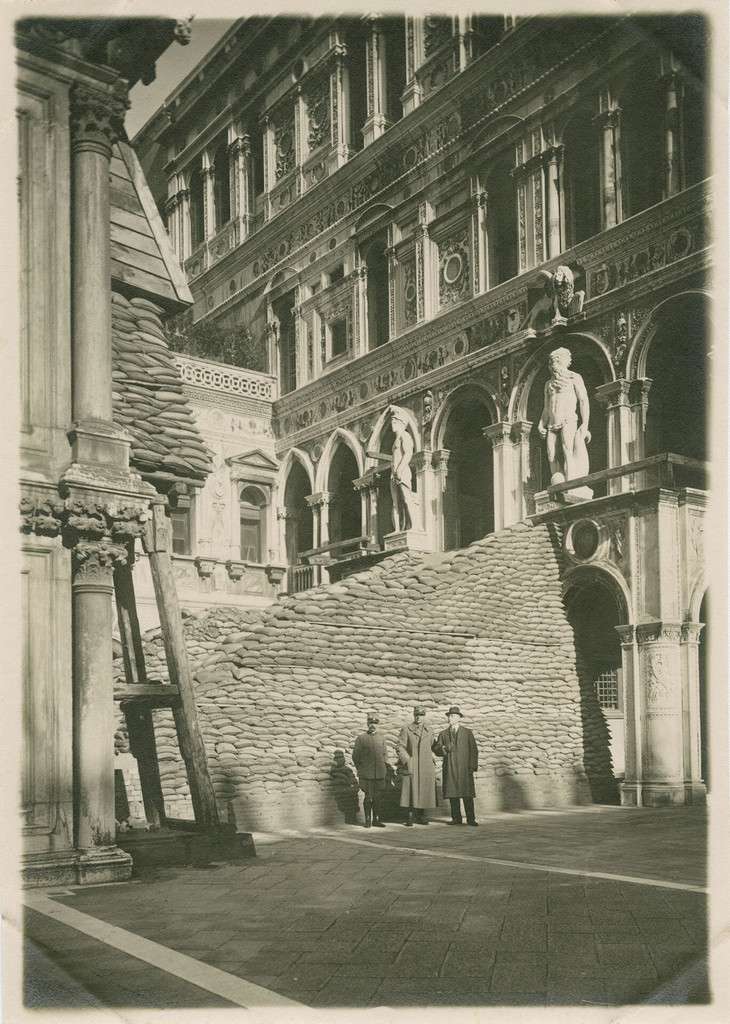 I bombardamenti di Venezia, Palazzo Ducale