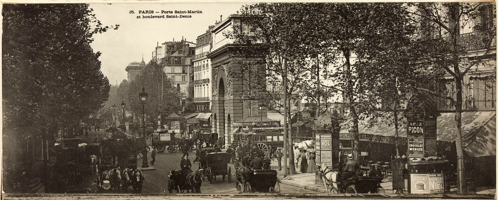 Porte Saint-Martin et boulevard Saint-Denis