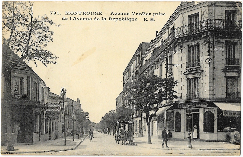 Avenue Verdier prise de l'Avenue de la République - Café du Centre