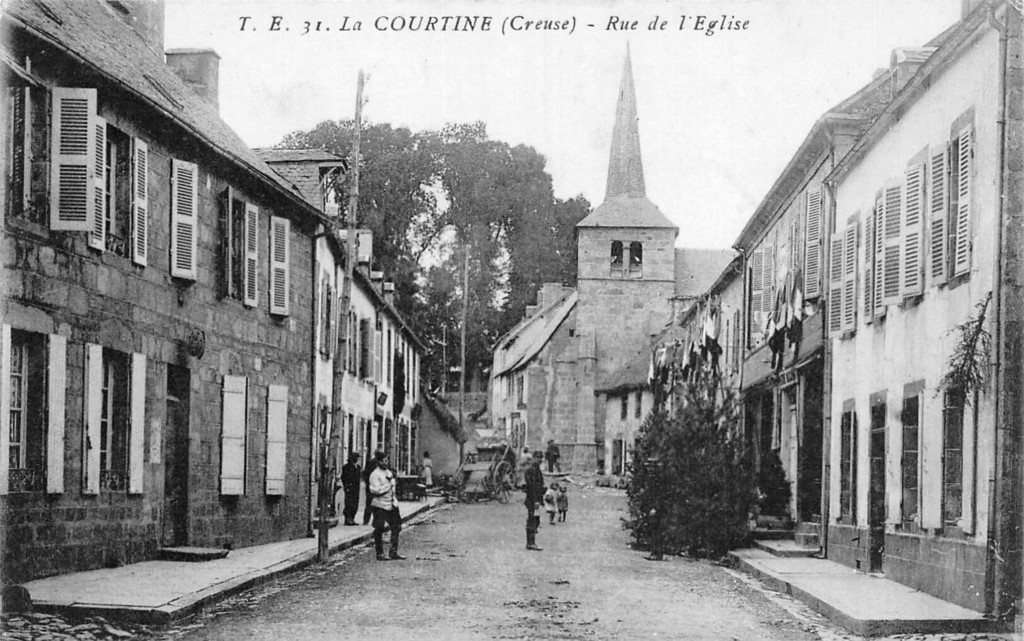 La Courtine – Rue de l'Eglise