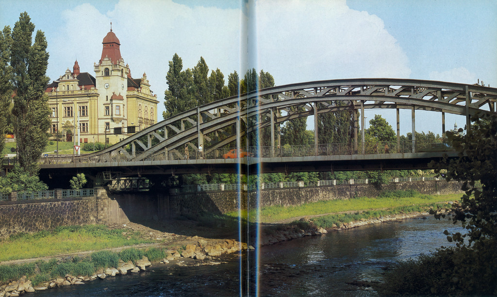 Most Miloše Sýkory přes Ostravici