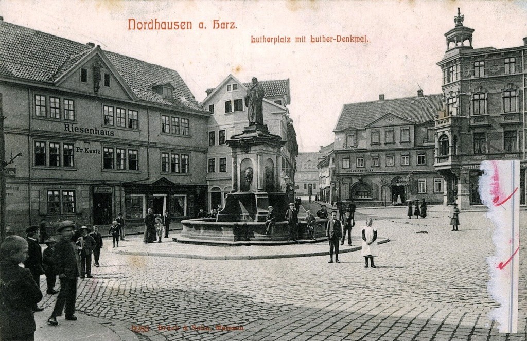 Nordhausen. Lutherplatz mit Lutherdenkmal