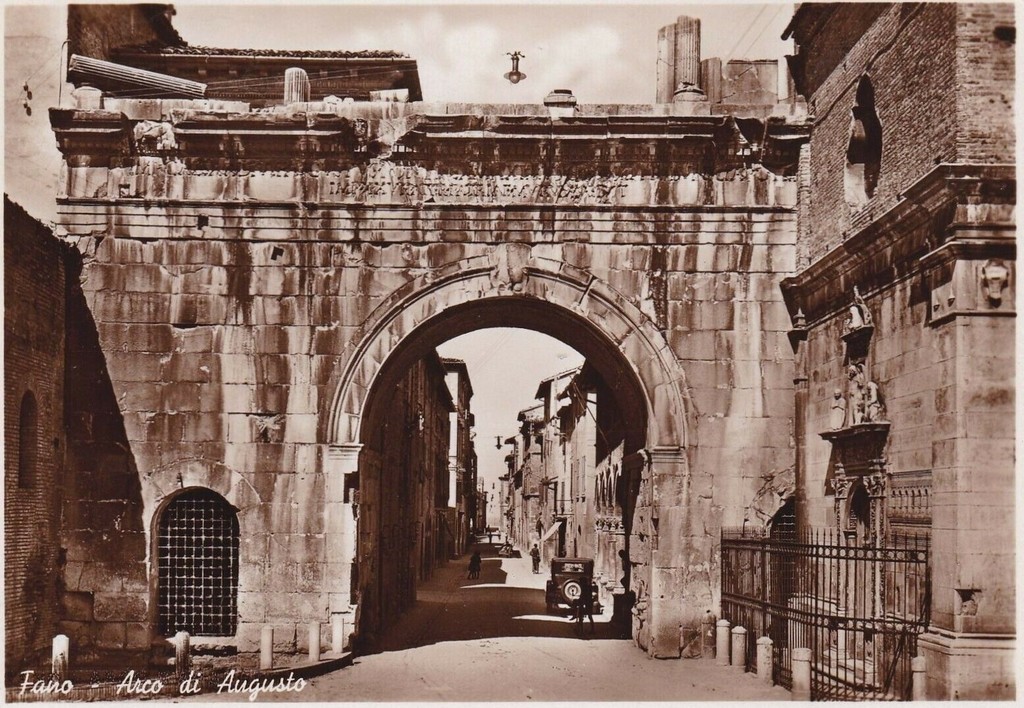 Fano, Arco di Augusto