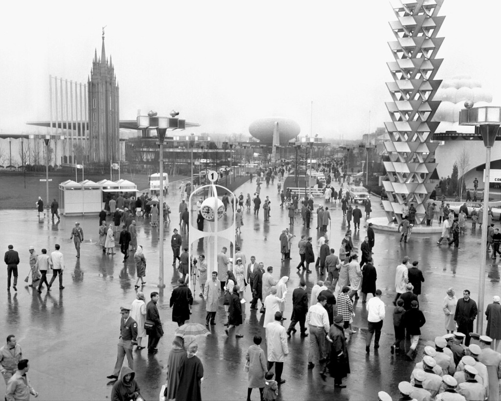 Opening day of the World's Fair